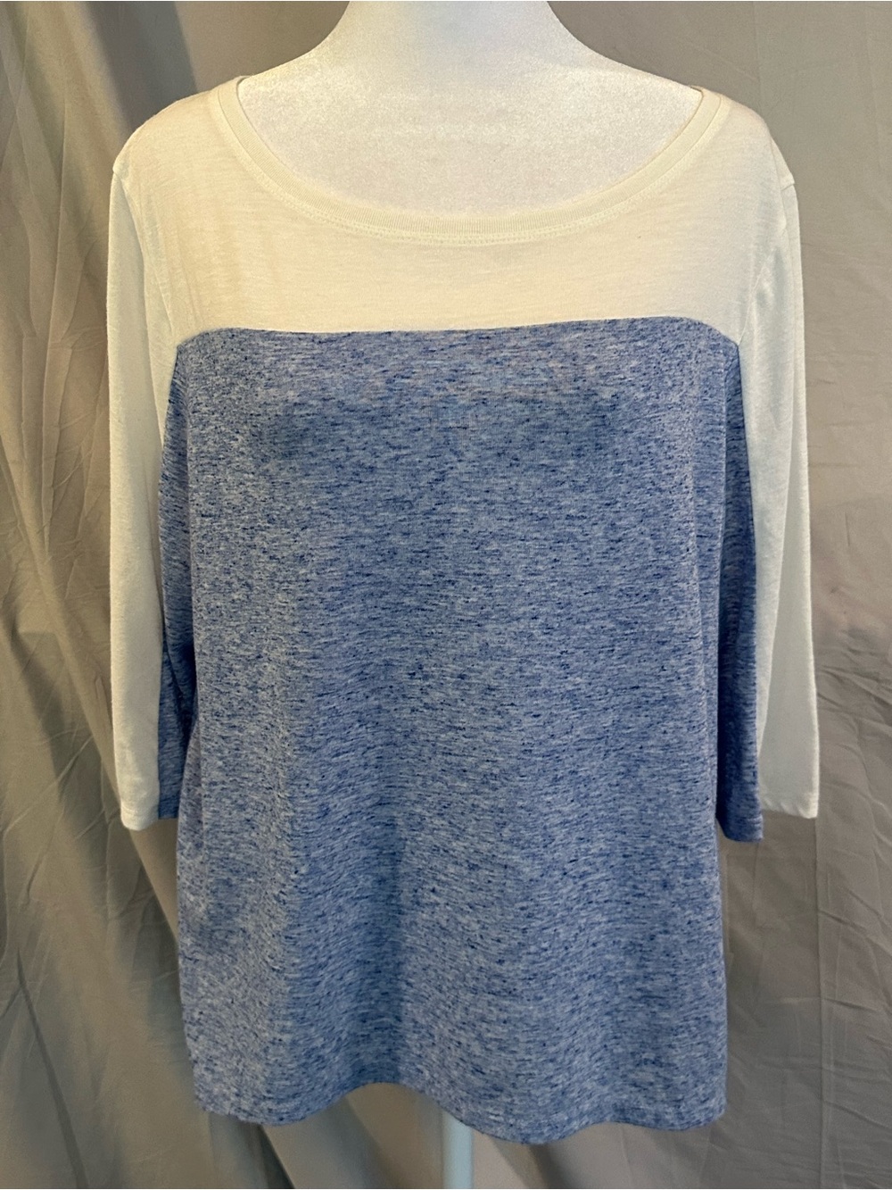 Victoria's Secret Blue & Cream Raglan Scoop Neck 3/4 Sleeve Top